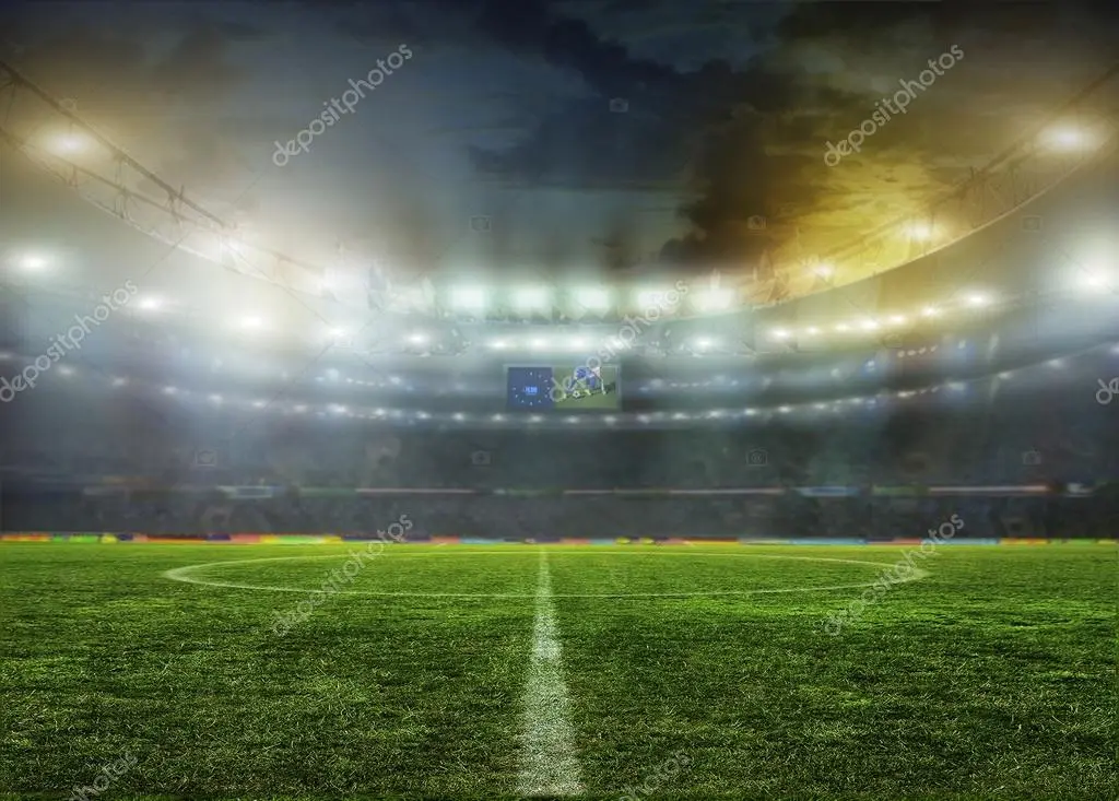 Backstage mit Road Cases und Trucks